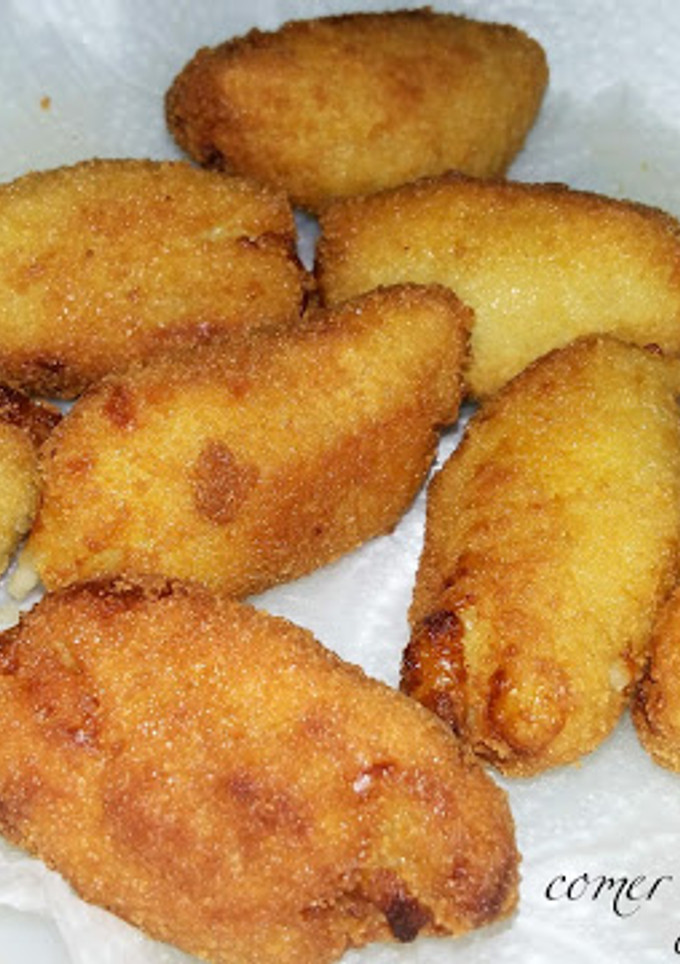 Una foto de Croquetas de tres quesos