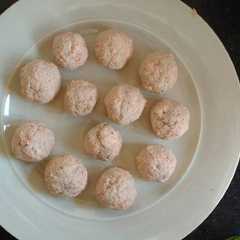 A picture of Bolitas de atún.