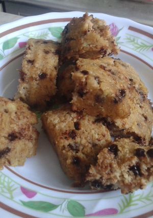 A picture of Banana choco oat bars.