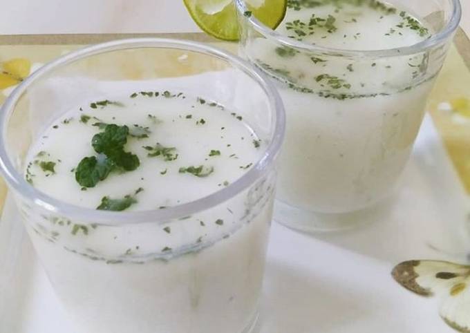 Refreshing Salted Lassi (Namkeen Lassi) - I Knead to Eat