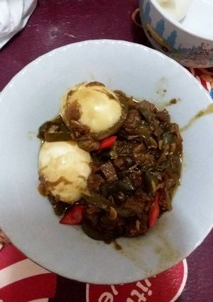 Foto resep Semur daging telor simple