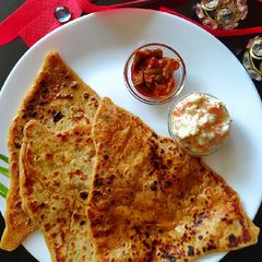 A picture of Gobhi Paratha.