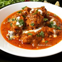 A picture of Achari Chicken Tikka Masala.