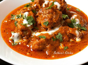 A picture of Achari Chicken Tikka Masala.