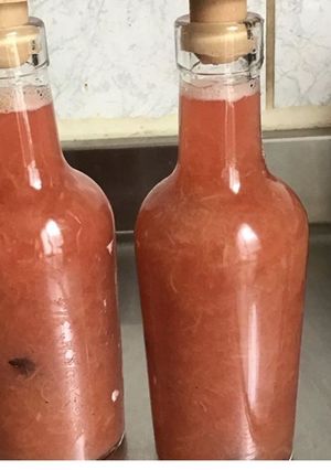 Une photo de Sirop de rhubarbe du jardin à la vanille
