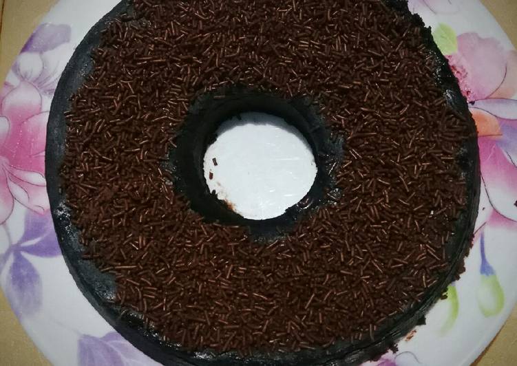 Cara Gampang Menyiapkan Brownies Kukus Oreo yang Lezat Sekali