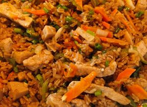 Una foto de Arroz wok con cerdo (arroz chino)