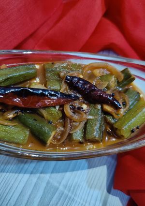 Title - Khatti Meethi Bhindi रेसिपी मुख्य फोटो
