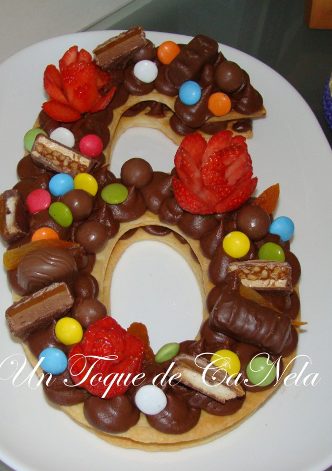 Una foto de Tarta adikosh tendencia 2018 con ganache de nutella