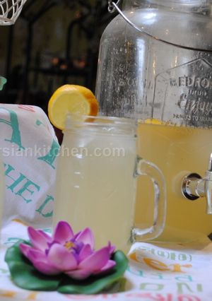 A picture of Fennel sharbat with cardamom.