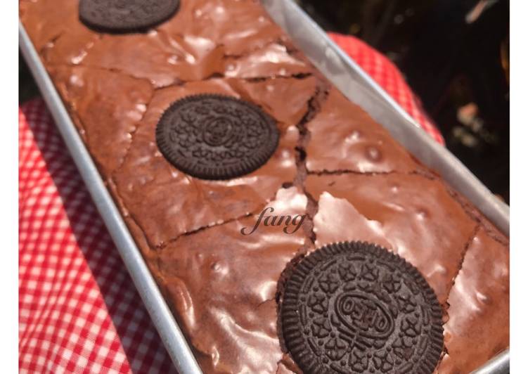 Shiny crust brownies