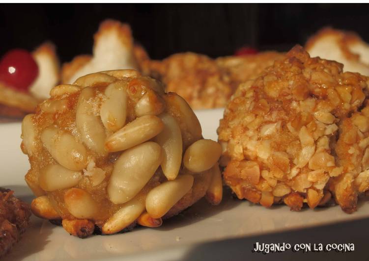 Step-by-Step Guide to Prepare Favorite Panellets de piñones y almendra