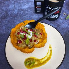 A picture of Basket Of Creamy Shrimp with Fish Roe Fry.