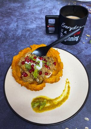 A picture of Basket Of Creamy Shrimp with Fish Roe Fry.