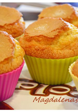 Una foto de Magdalenas de naranja (Thermomix)