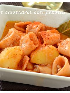 Una foto de Guiso de calamares con patatas (Thermomix)