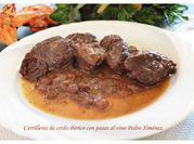 Una foto de carrillada de cerdo al pedro ximénez