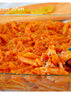 Una foto de Macarrones con atún. ( Thermomix )
