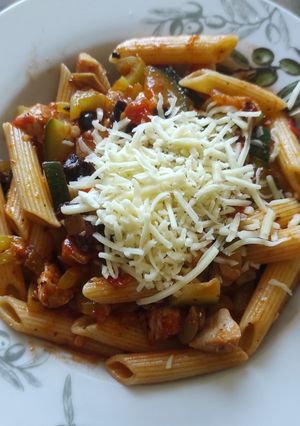 Mediterrán csirkés lecsó recept fotója