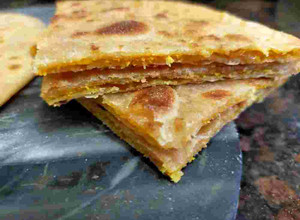 A picture of Sattu Paratha.