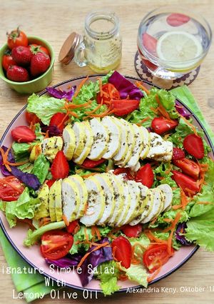 Foto resep Signature Simple Salad With Lemony Olive Oil Dressing
