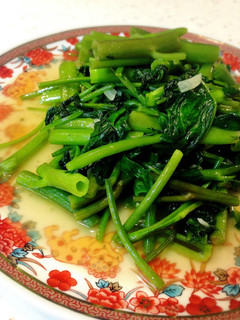 A picture of Delicious Stir-Fried Water Spinach.