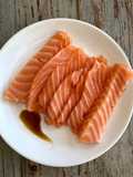 Sashimi de saumon