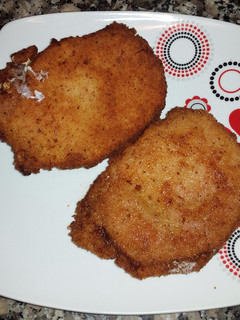 Una foto de Libritos de lomo adobados rellenos