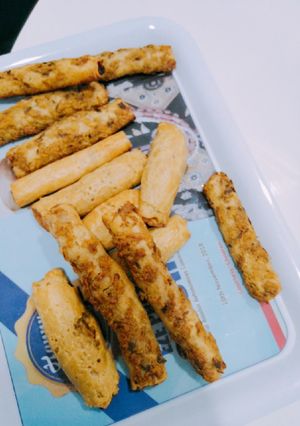A picture of Fish roll.