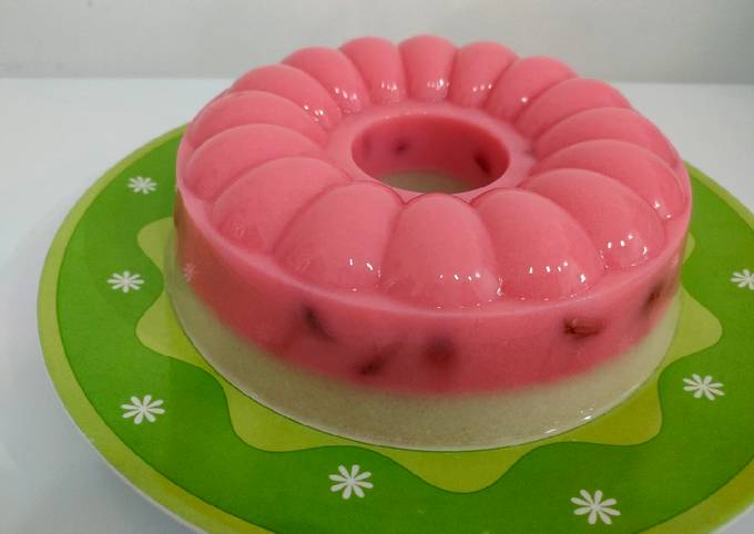 Resep Puding Roti Tawar Strawberry, Lezat