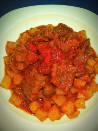 Langkah Gampang Membuat Resep Sapi+Kentang Balado yang Lezat