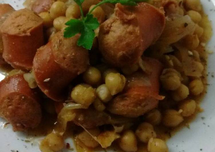 Garbanzos con Salchichas Frankfurt