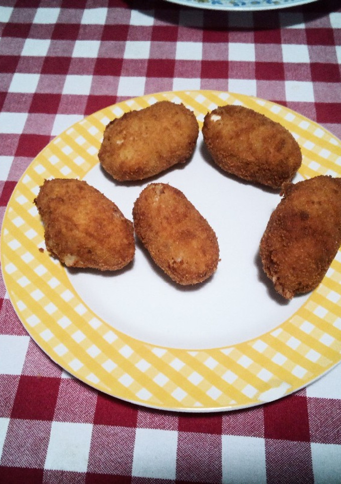 Una foto de Croquetas de cocido con jamón