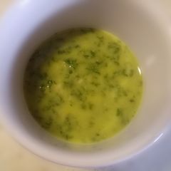 A picture of Simple parsley sauce.