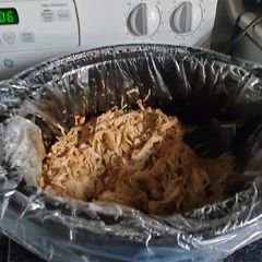 A picture of Slow cooker Mississippi chicken (sandwiches).
