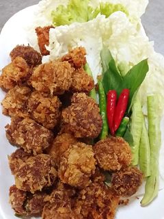 รูปของ ลาบหมูทอด