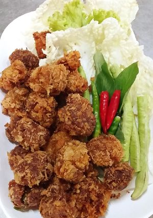 รูปของ ลาบหมูทอด