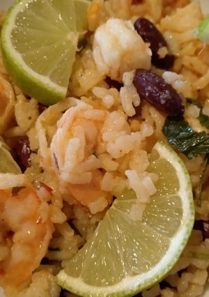 Φωτογραφία της συνταγής Ρύζι Jasmine με γαρίδες και κόκκινα φασόλια