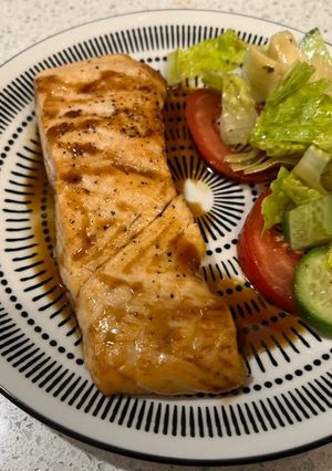 A picture of Salmon Teriyaki in AirFryer.