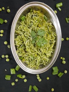 ગ્રીન પુલાવ (Green Pulao Recipe In Gujarati) રેસીપી મુખ્ય ફોટો