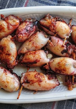 Hình của món Mực nhồi tôm thịt.