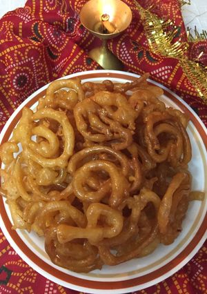 A picture of Instant Jalebis.