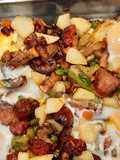 Huevos al horno con Restos de barbacoa y verduras
