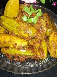 परवल स्टफ मसालेदार सब्जी (Parwal stuff masaledar sabzi recipe in hindi) रेसिपी मुख्य फोटो