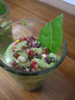 A picture of Dates and paan shots smoothie.