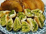 قطايف بجوز وقشطة