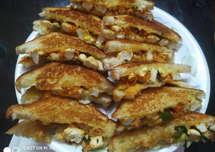 Recipe of Perfect Tawa paneer masala sandwich