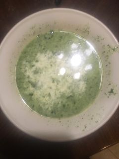 A picture of Spinach soup.