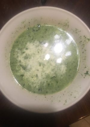 A picture of Spinach soup.