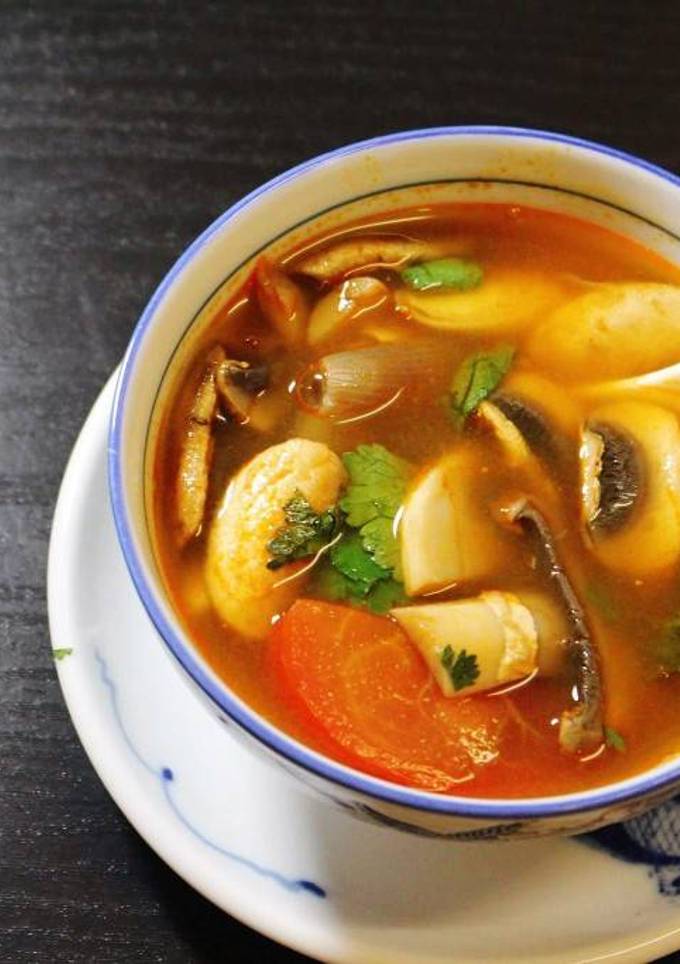 Hình của món Súp tôm chua (Tom Yum Goong Thái).